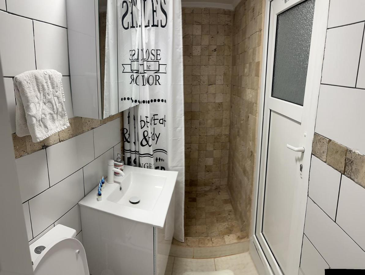 Apartamnet Regim Hotelier Βουκουρέστι Εξωτερικό φωτογραφία