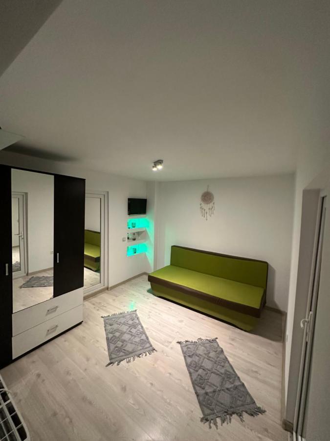 Apartamnet Regim Hotelier Βουκουρέστι Εξωτερικό φωτογραφία